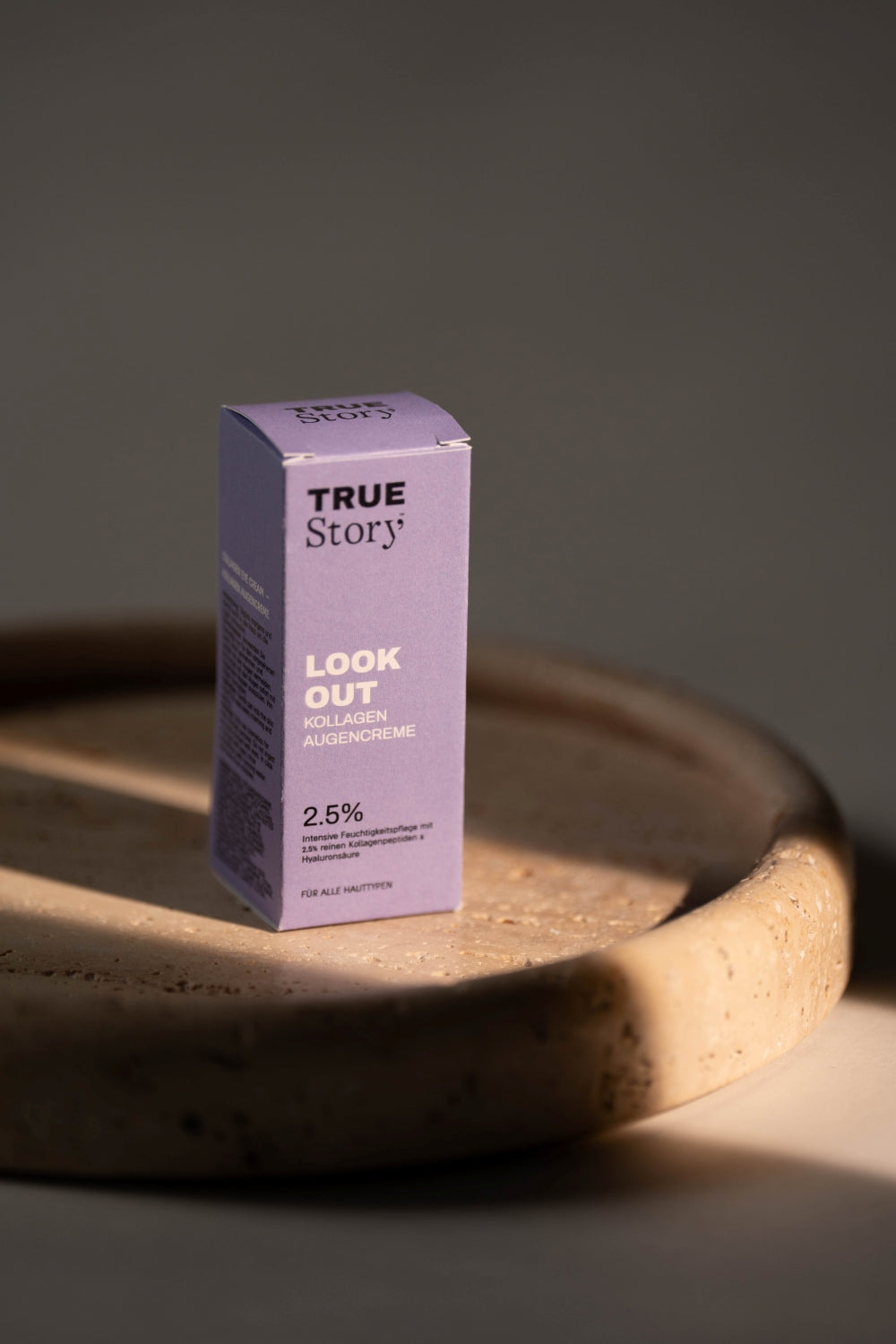 Look out - straffende Anti-Aging Augencreme mit Kollagen, Hyaluronsäure & Vitamin C